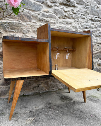 MÓVEL BAR (custo do envio não incluído)