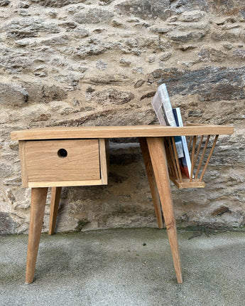 MESA PORTA-REVISTAS (custo do envio não incluído)