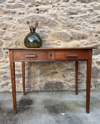 MESA COM GAVETAS (custo do envio não incluído)